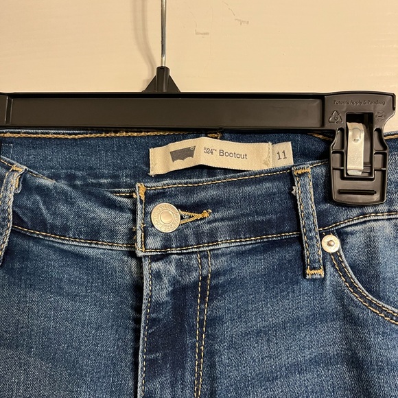 Women’s Levi’s 524 Bootcut Jeans (Size 11) - Picture 3 of 6
